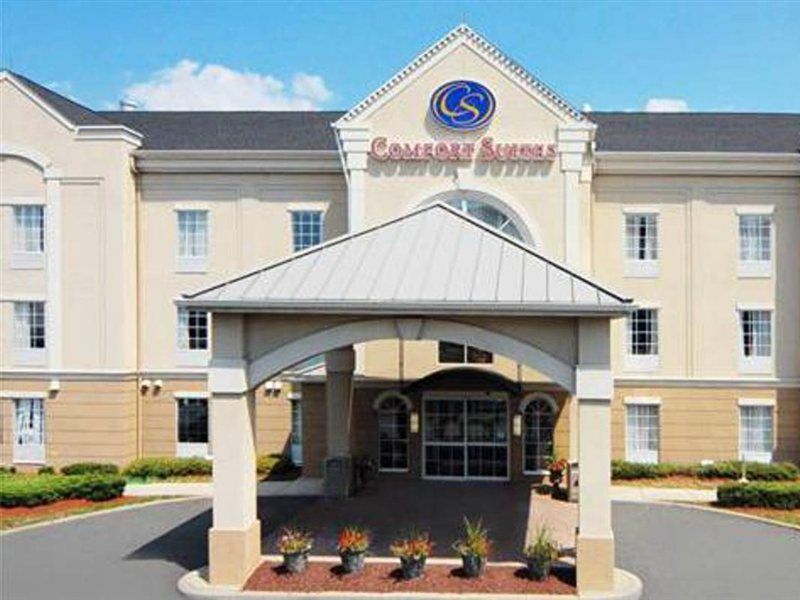 Comfort Suites Newark - Harrison Экстерьер фото